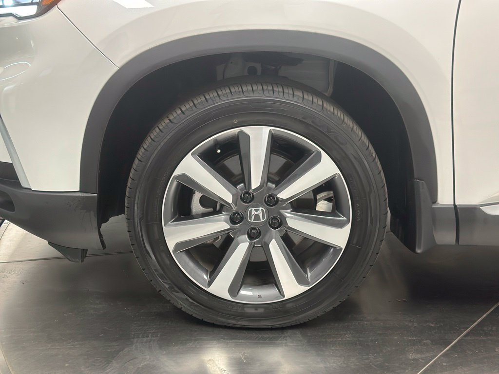 Used 2025 Honda Pilot Touring image 24