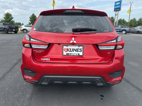 Used 2024 Mitsubishi Outlander Sport SE image 13