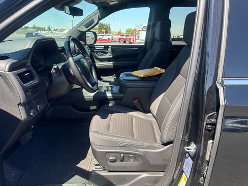Used 2024 Chevrolet Tahoe LS RWD image 20