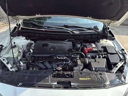 Used 2019 Nissan Altima 2.5 SV FWD image 9