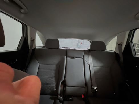 Used 2017 Kia Sorento LX image 32