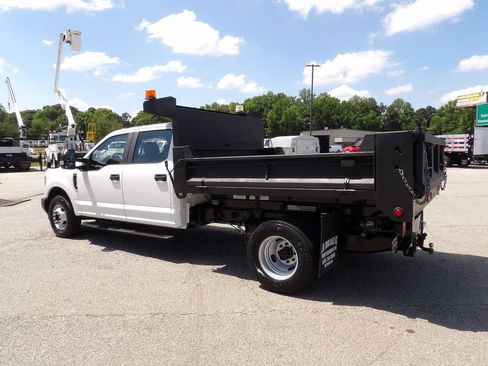 Used 2019 Ford F350 XL w/ Power Equipment Group RWD image 16