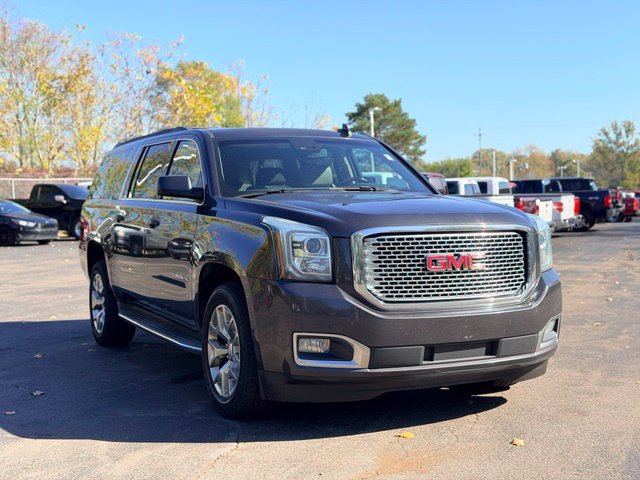 Used 2015 GMC Yukon XL SLT w/ Open Road Package AWD/4WD image 4
