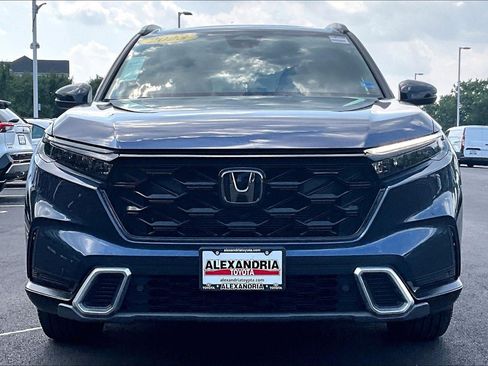 Used 2023 Honda CR-V Sport Touring image 3