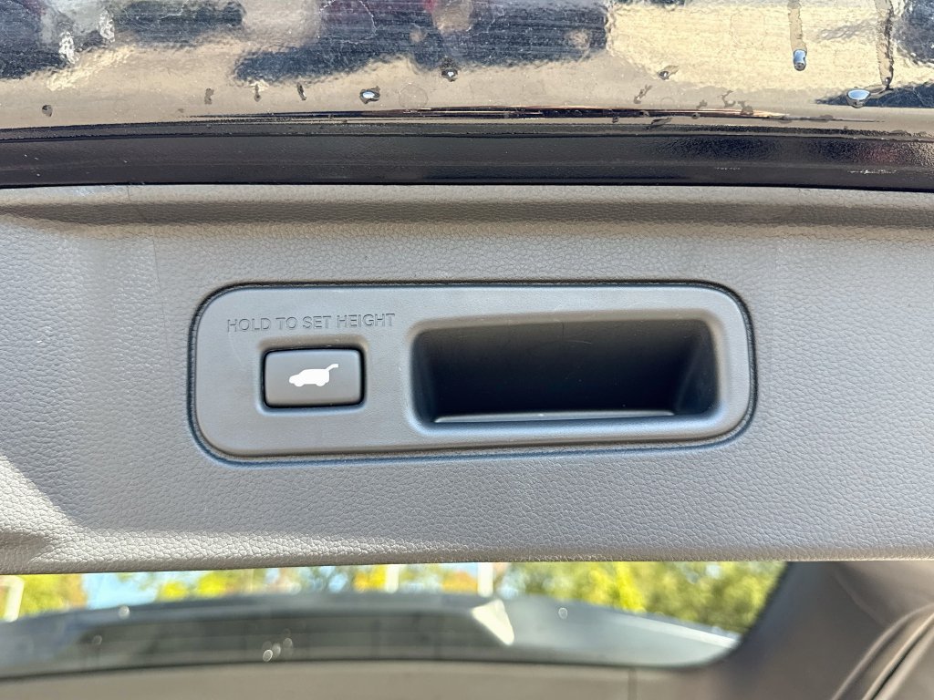 Used 2025 Honda Pilot TrailSport image 36