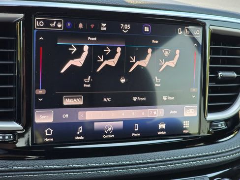 New 2027 Chrysler Pacifica Select FWD image 28