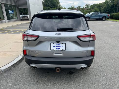 Used 2022 Ford Escape Titanium w/ Class II Trailer Tow Package AWD/4WD image 5