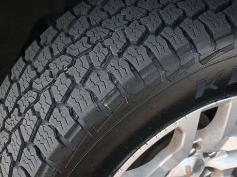 Used 2024 Chevrolet Tahoe LS image 14