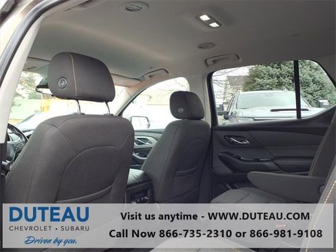 Used 2020 Chevrolet Traverse LT image 9