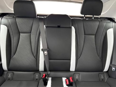 New 2026 Buick Envision Sport Touring image 22