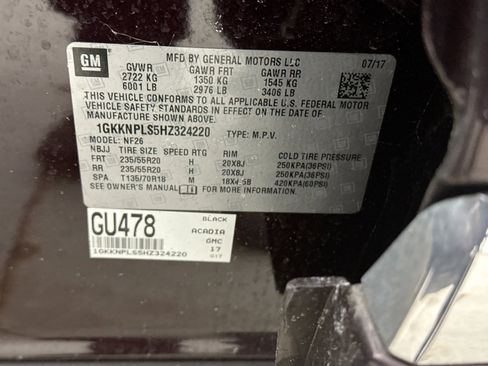 Used 2017 GMC Acadia Denali w/ Technology Package image 11