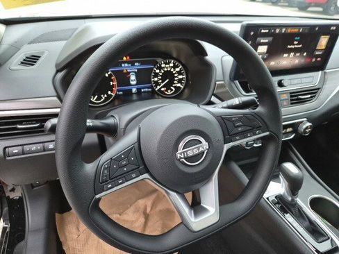 New 2025 Nissan Altima 2.5 SV w/ SV Special Edition Package image 20