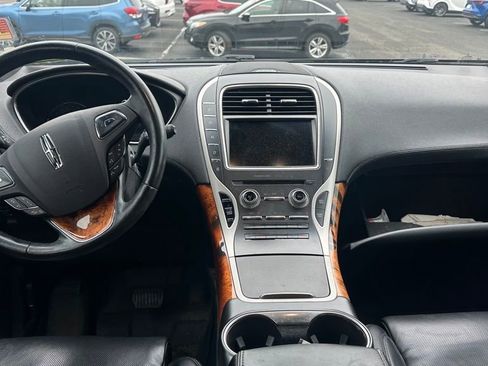 Used 2018 Lincoln MKX Reserve w/ Driver Assistance Package image 5