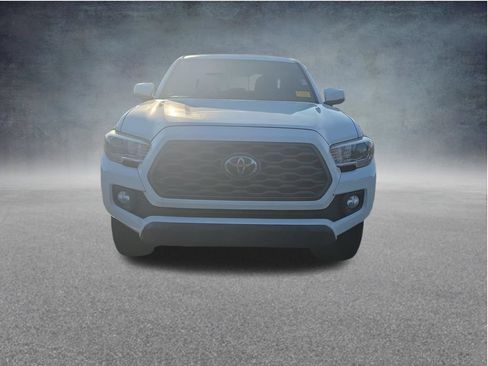 Used 2020 Toyota Tacoma TRD Off-Road AWD/4WD image 16