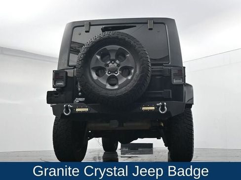 Used 2017 Jeep Wrangler Unlimited Sport AWD/4WD image 32