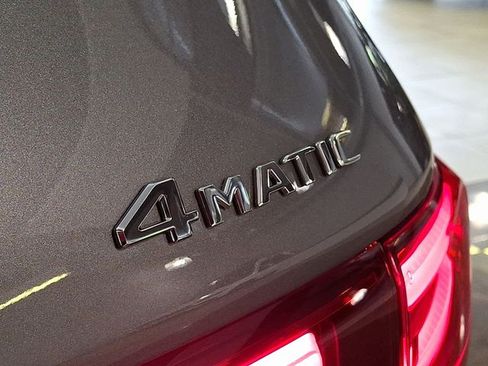 Used 2026 Mercedes-Benz GLB 250 4MATIC image 27