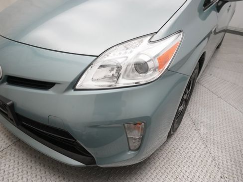 Used 2015 Toyota Prius Two image 23