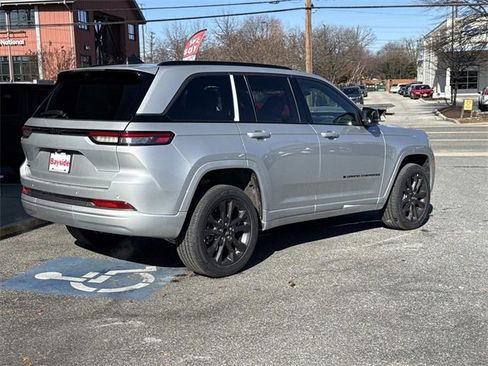 New 2026 Jeep Grand Cherokee Limited image 26