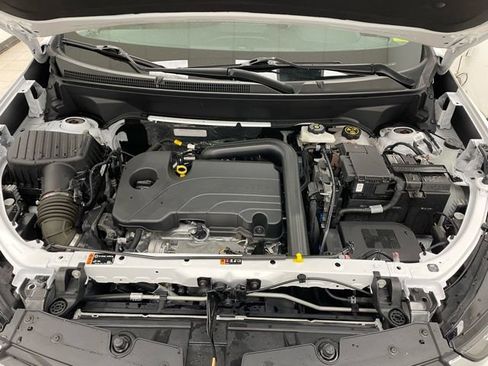 Certified 2024 Chevrolet Equinox LT image 17