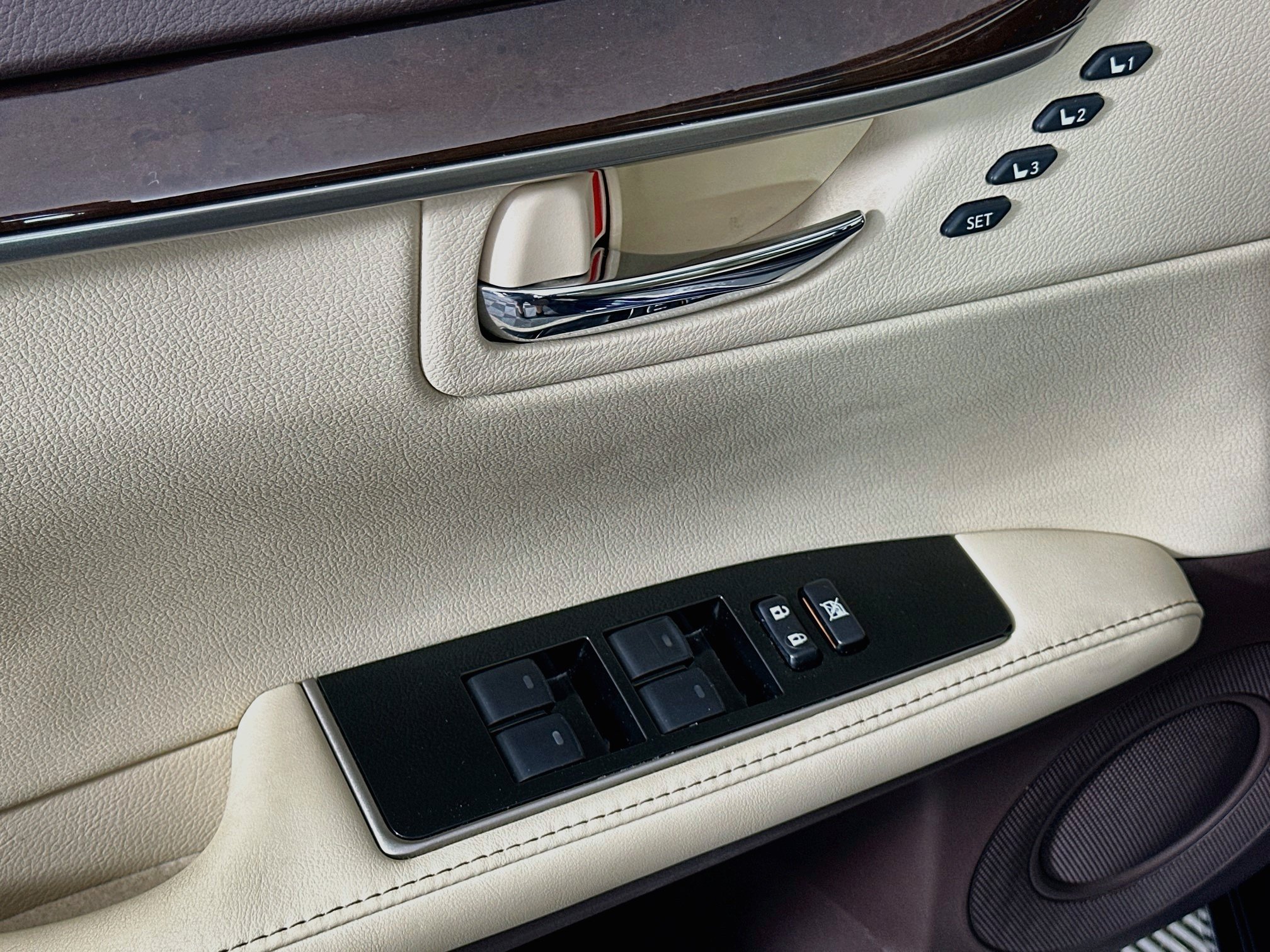 Used 2018 Lexus ES 350 w/ Premier Package FWD image 15