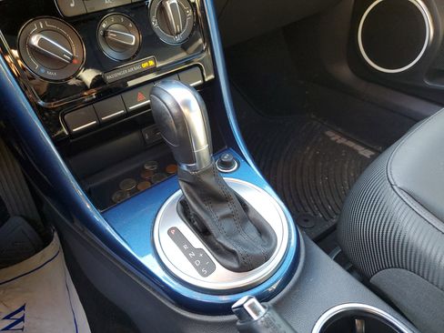 Used 2019 Volkswagen Beetle 2.0T S image 18