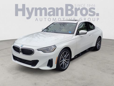 Used 2023 BMW 230i xDrive Coupe w/ Premium Package image 7