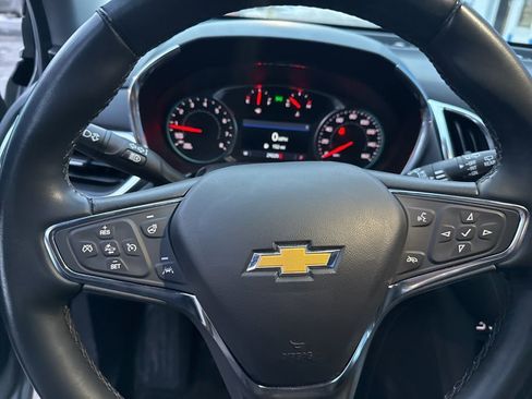 Used 2024 Chevrolet Equinox LT image 16