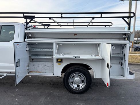 Used 2019 Ford F350 XL w/ Power Equipment Group image 39