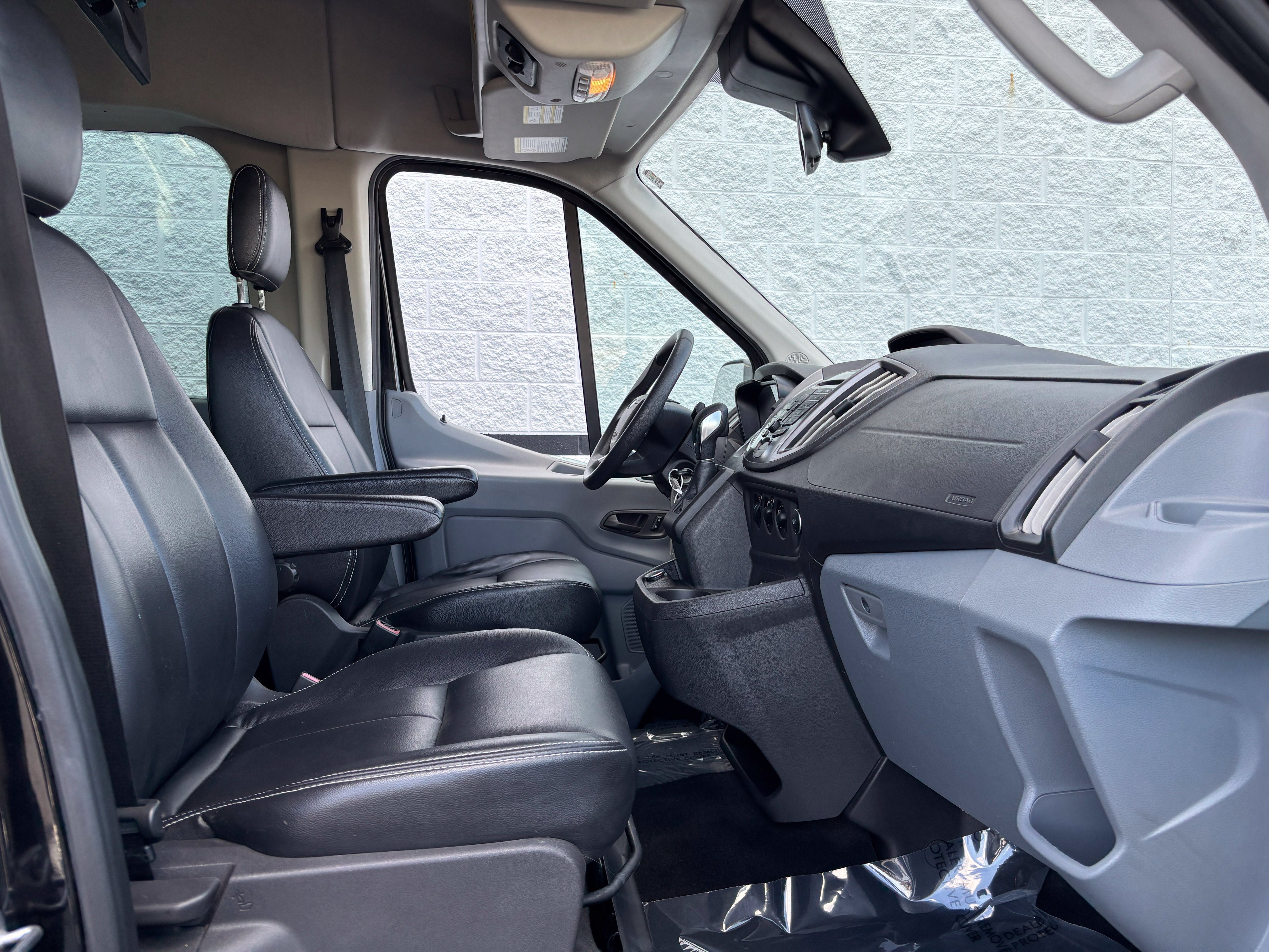 Used 2018 Ford Transit 350 XLT RWD image 18