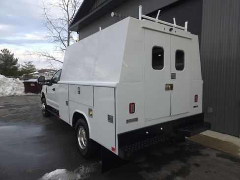 Used 2019 Ford F350 4x4 SuperCab DRW Super Duty image 3