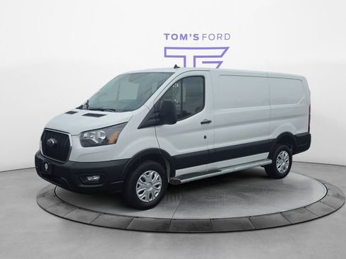 Certified 2025 Ford Transit 250 Low Roof w/ Exterior Upgrade Package RWD image 1