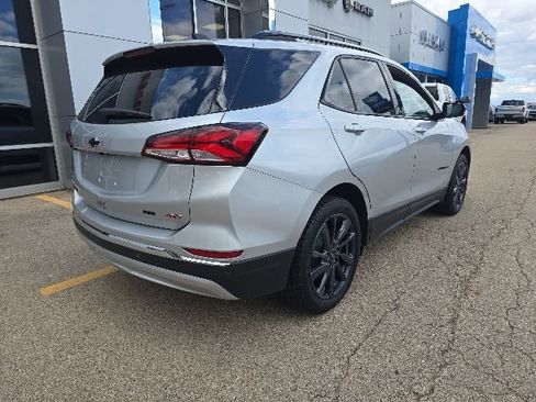 Used 2022 Chevrolet Equinox RS AWD/4WD image 8