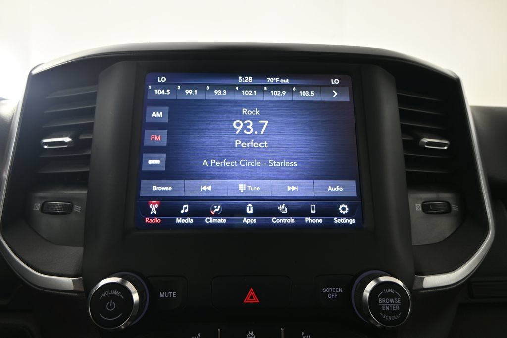 Used 2021 RAM 1500 Big Horn AWD/4WD image 26