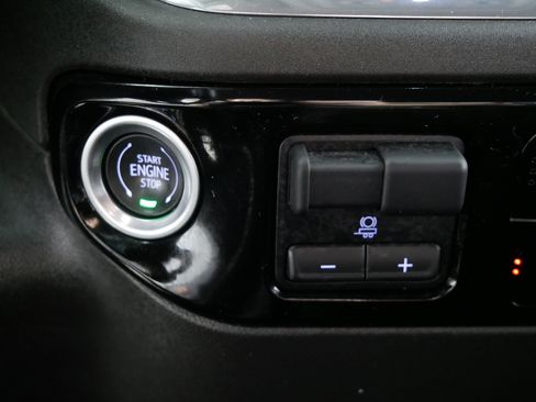 Certified 2024 Chevrolet Silverado 1500 RST image 29