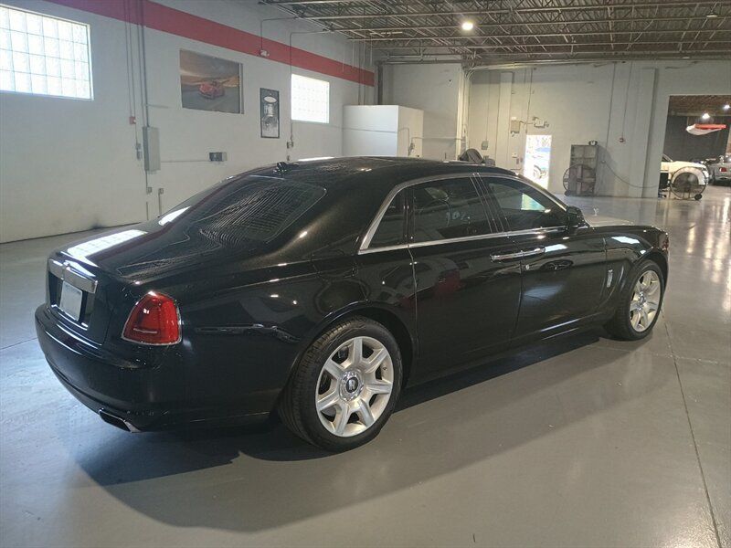 Used 2014 Rolls-Royce Ghost RWD image 7