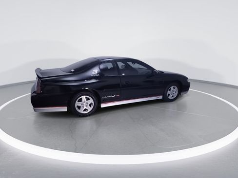 Used 2002 Chevrolet Monte Carlo SS w/ Pace Car Replica Pkg FWD image 9