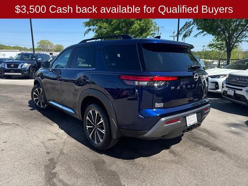 New 2026 Nissan Pathfinder Platinum AWD/4WD image 6