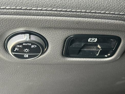 Certified 2023 Mercedes-Benz EQE 350+ 4MATIC SUV image 41