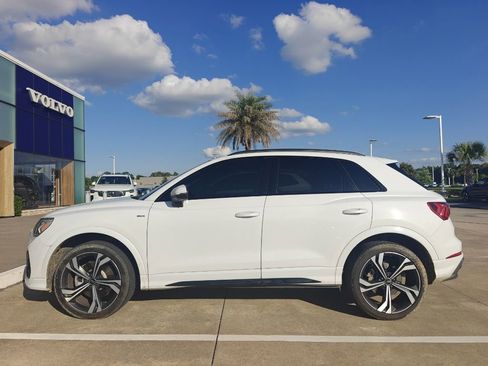 Used 2024 Audi Q3 2.0T Premium Plus AWD/4WD image 2