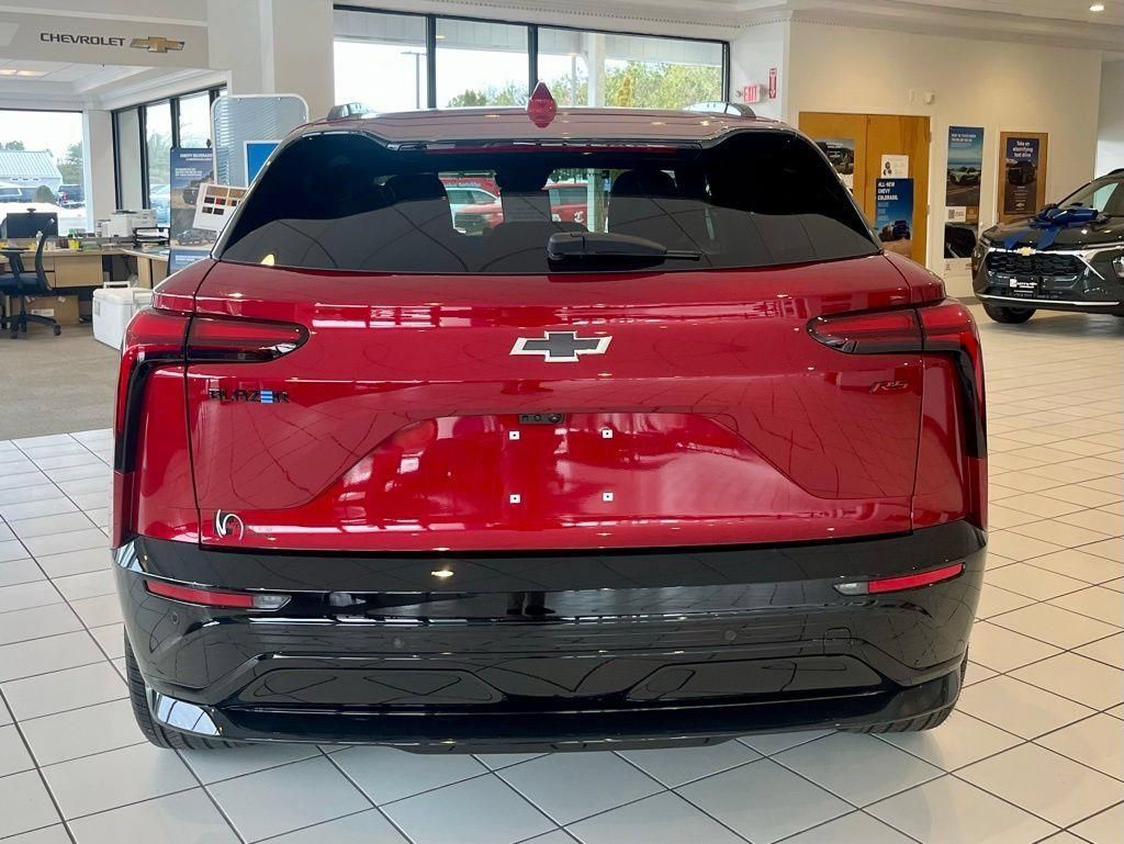 New 2025 Chevrolet Blazer EV RS RWD image 4