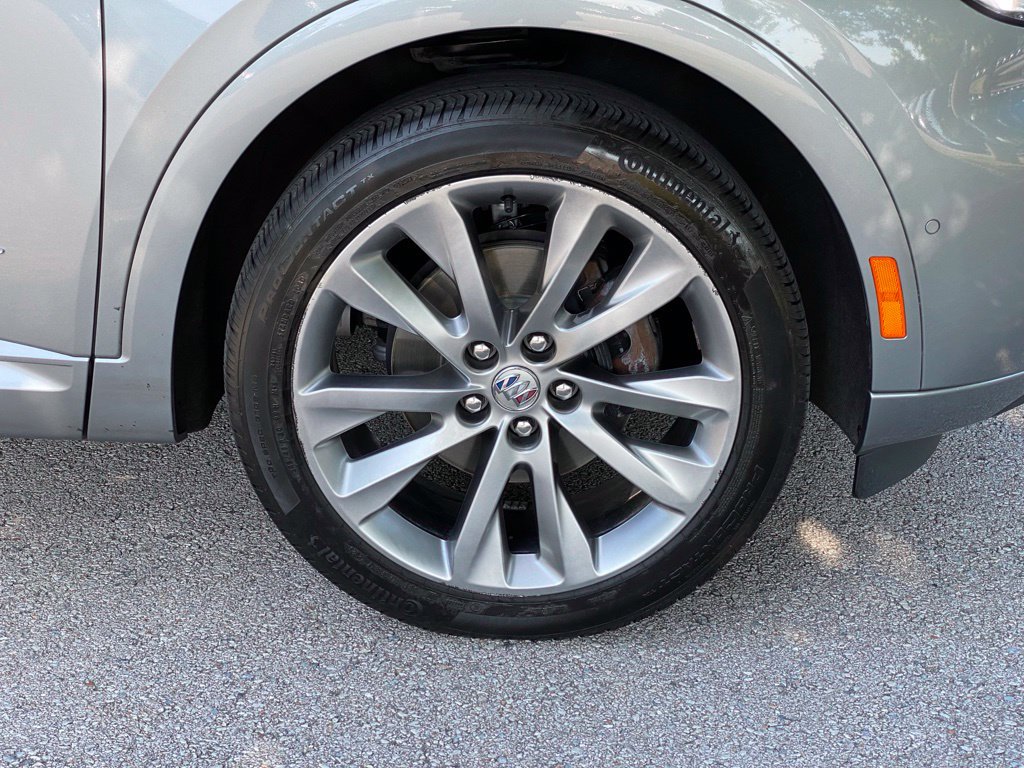 Used 2023 Buick Envision Avenir AWD/4WD image 33