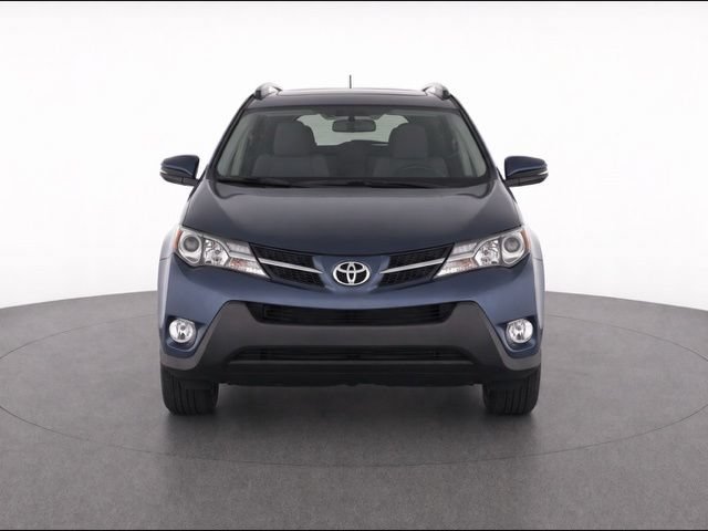 Used 2013 Toyota RAV4 XLE AWD/4WD image 2