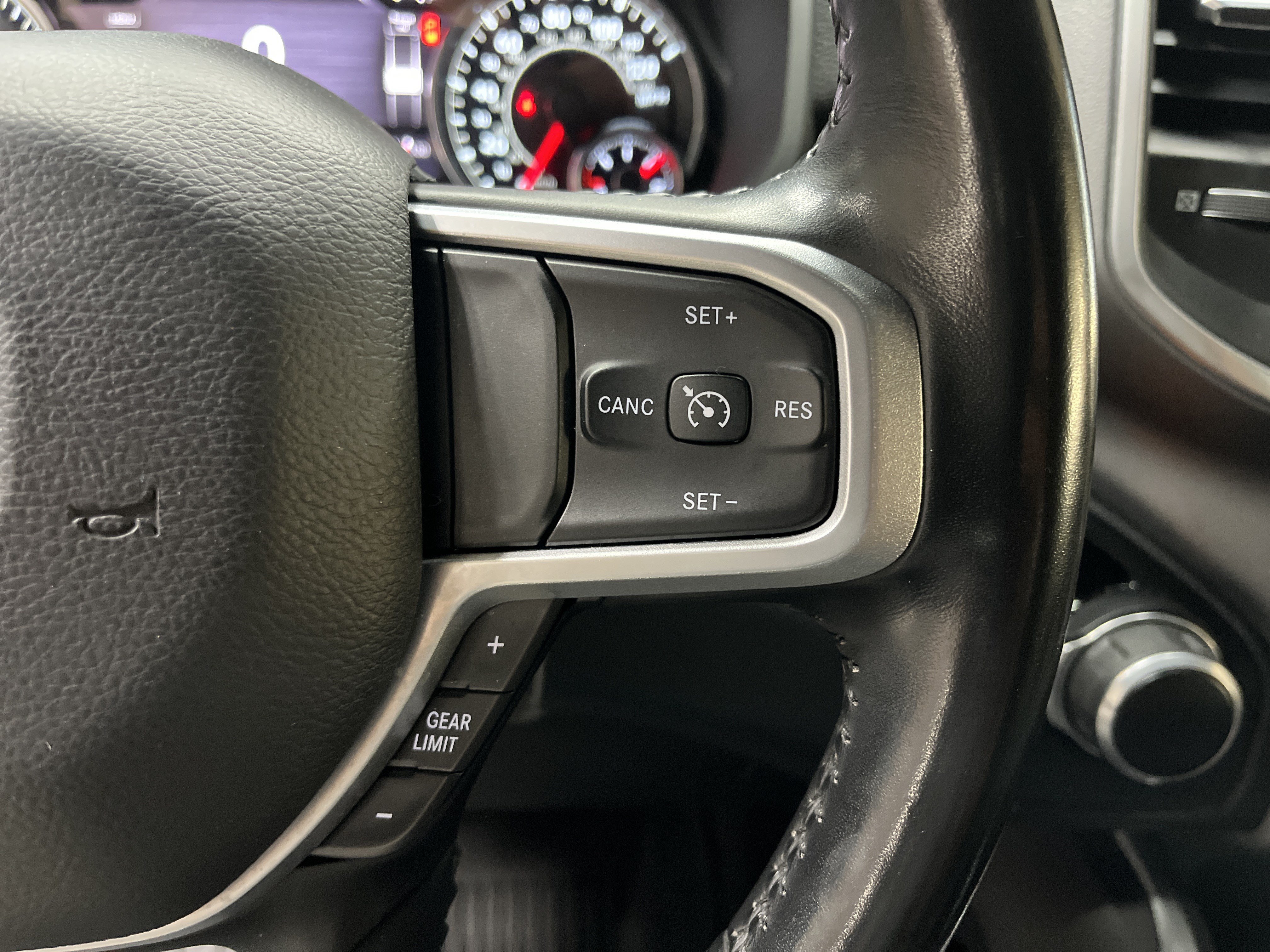 Used 2022 RAM 1500 Big Horn AWD/4WD image 20