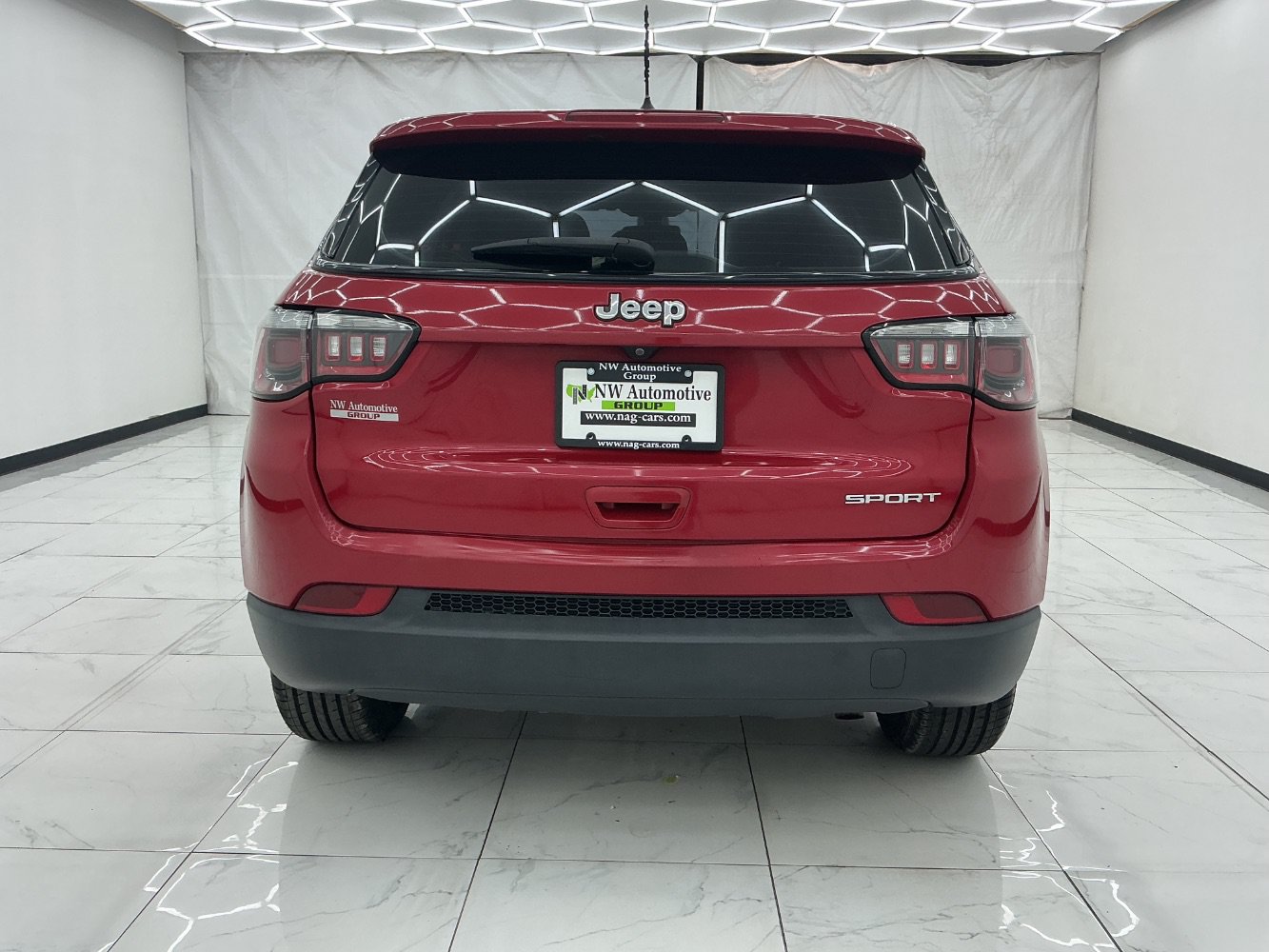 Used 2018 Jeep Compass Sport FWD image 10