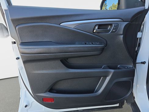 Certified 2023 Honda Passport EX-L image 25