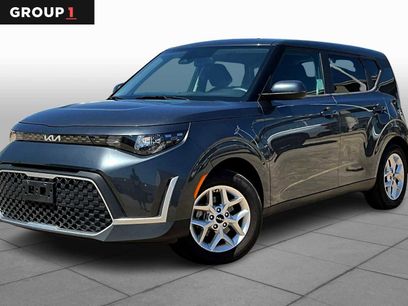 Certified 2023 Kia Soul LX w/ Option Group 015
