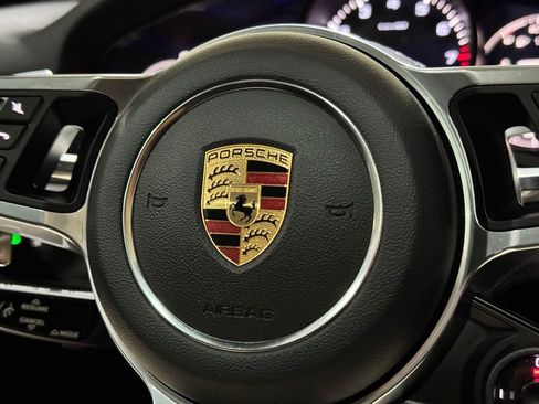 Used 2022 Porsche Cayenne S image 21