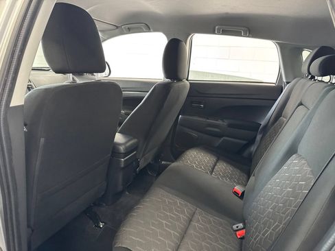 Used 2025 Mitsubishi Outlander Sport ES AWD/4WD image 37