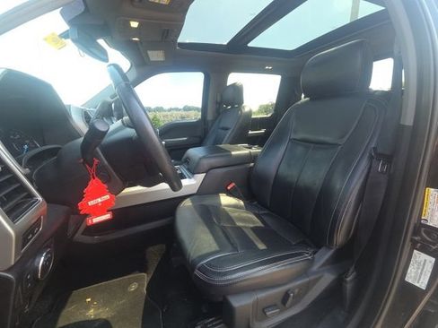 Used 2020 Ford F450 Lariat w/ Lariat Ultimate Package AWD/4WD image 25