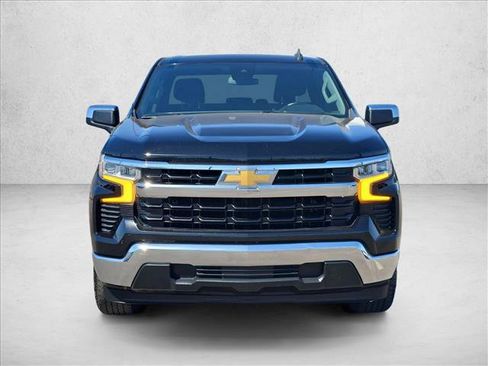 Used 2023 Chevrolet Silverado 1500 LT RWD image 3